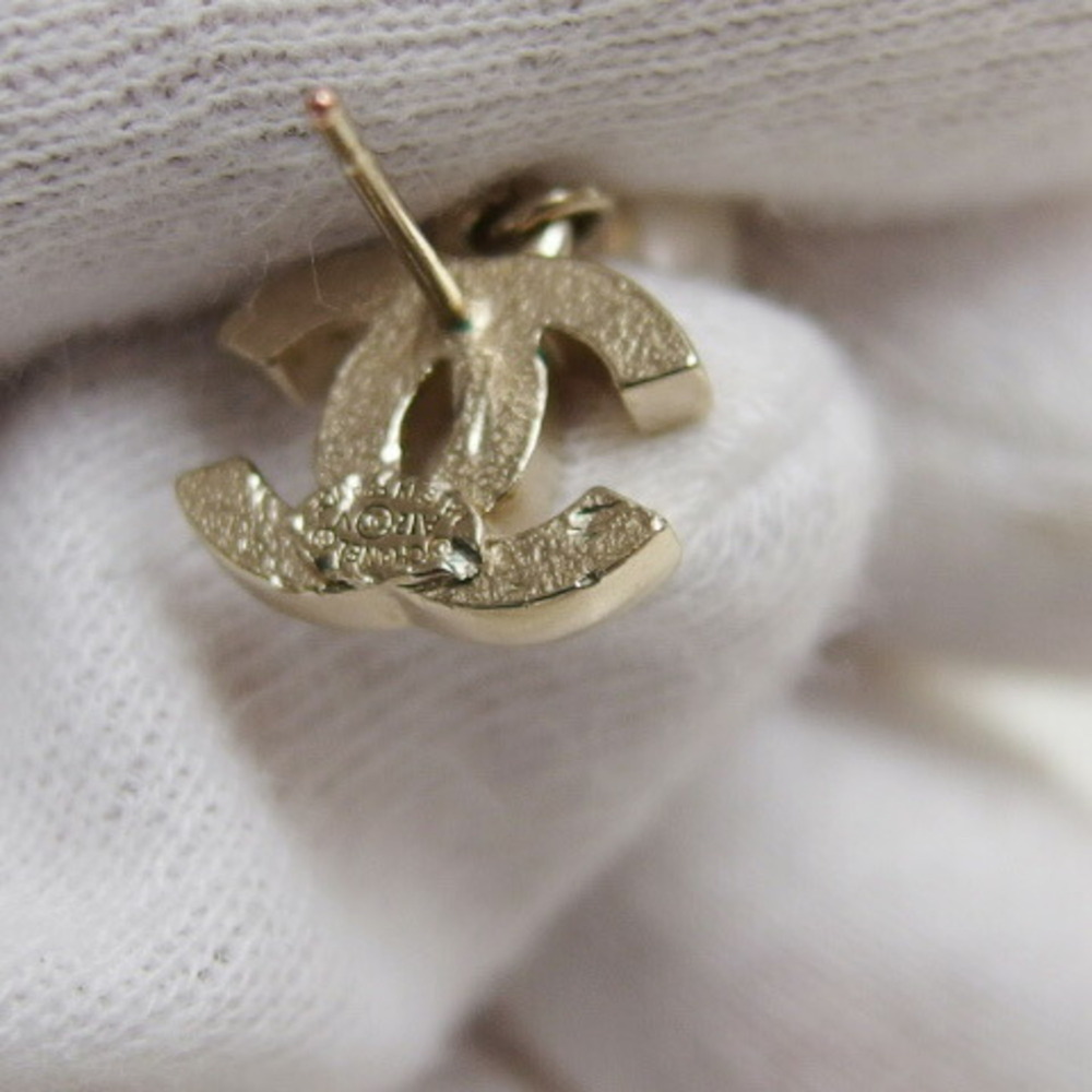 CHANEL Earrings - Picture 7 of 11